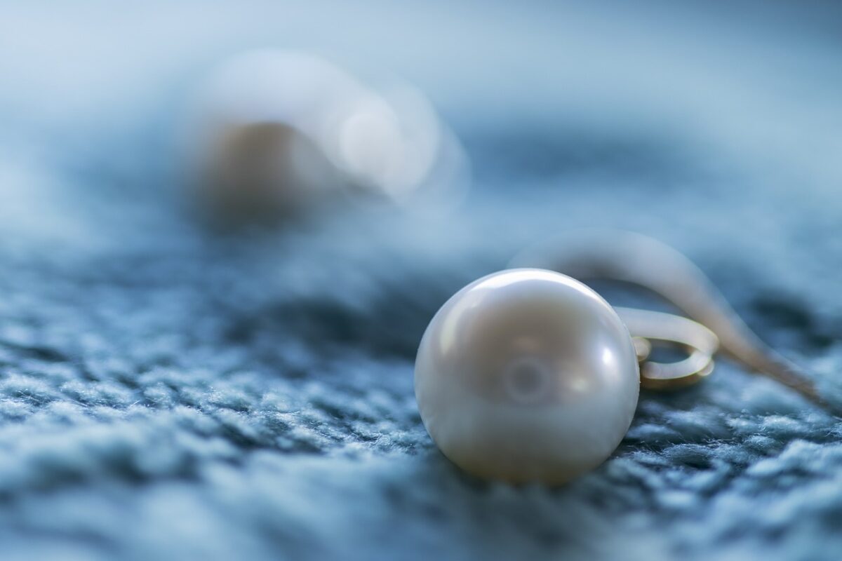 pearl-4663175_1280